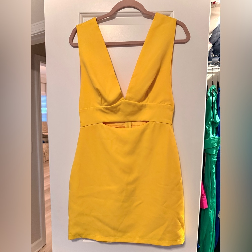 La’Ven Gold Mini Dress — NWT